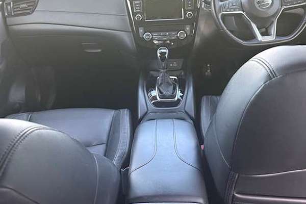 2022 Nissan X-TRAIL ST-L T32