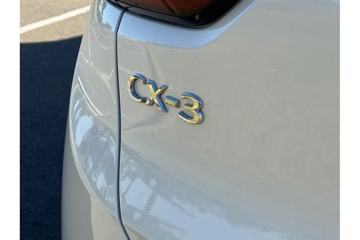 2023 Mazda CX-3 sTouring DK