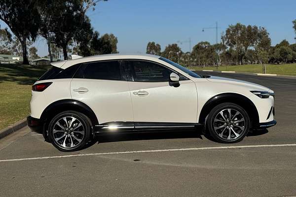 2023 Mazda CX-3 sTouring DK