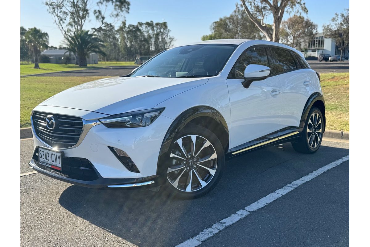 2023 Mazda CX-3 sTouring DK