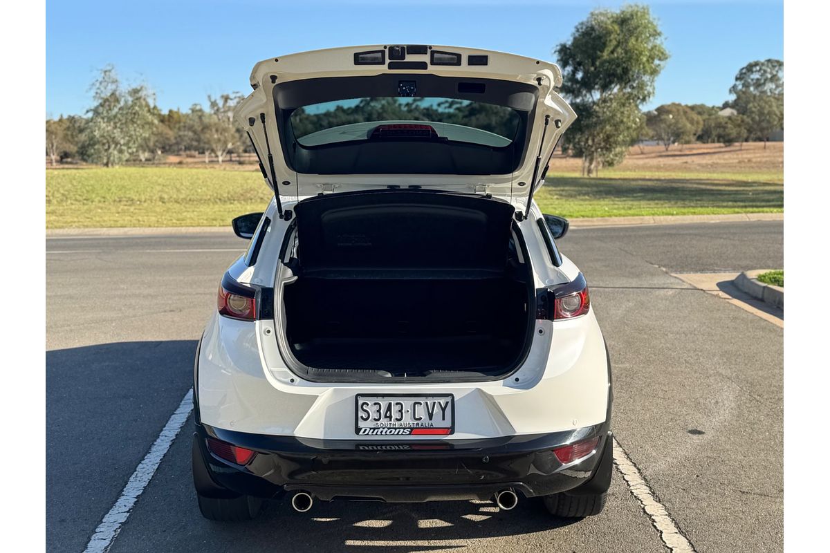 2023 Mazda CX-3 sTouring DK