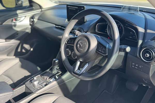 2023 Mazda CX-3 sTouring DK