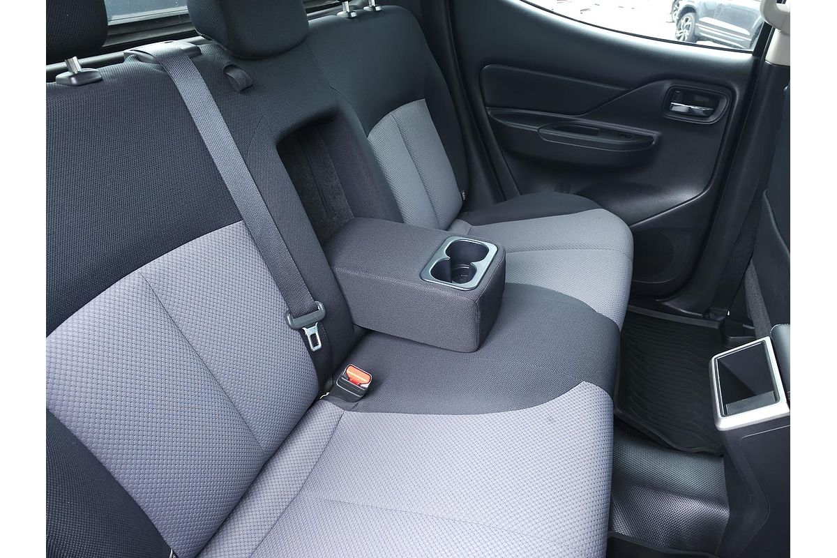 2019 Mitsubishi Triton GLX+ MR 4X4
