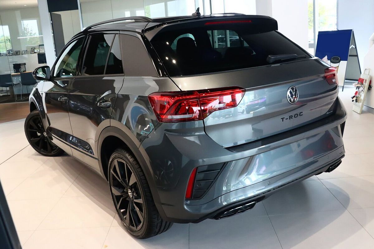 2025 Volkswagen T-Roc 140TSI R-Line D11