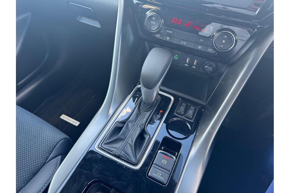 2024 Mitsubishi Eclipse Cross Black Edition YB