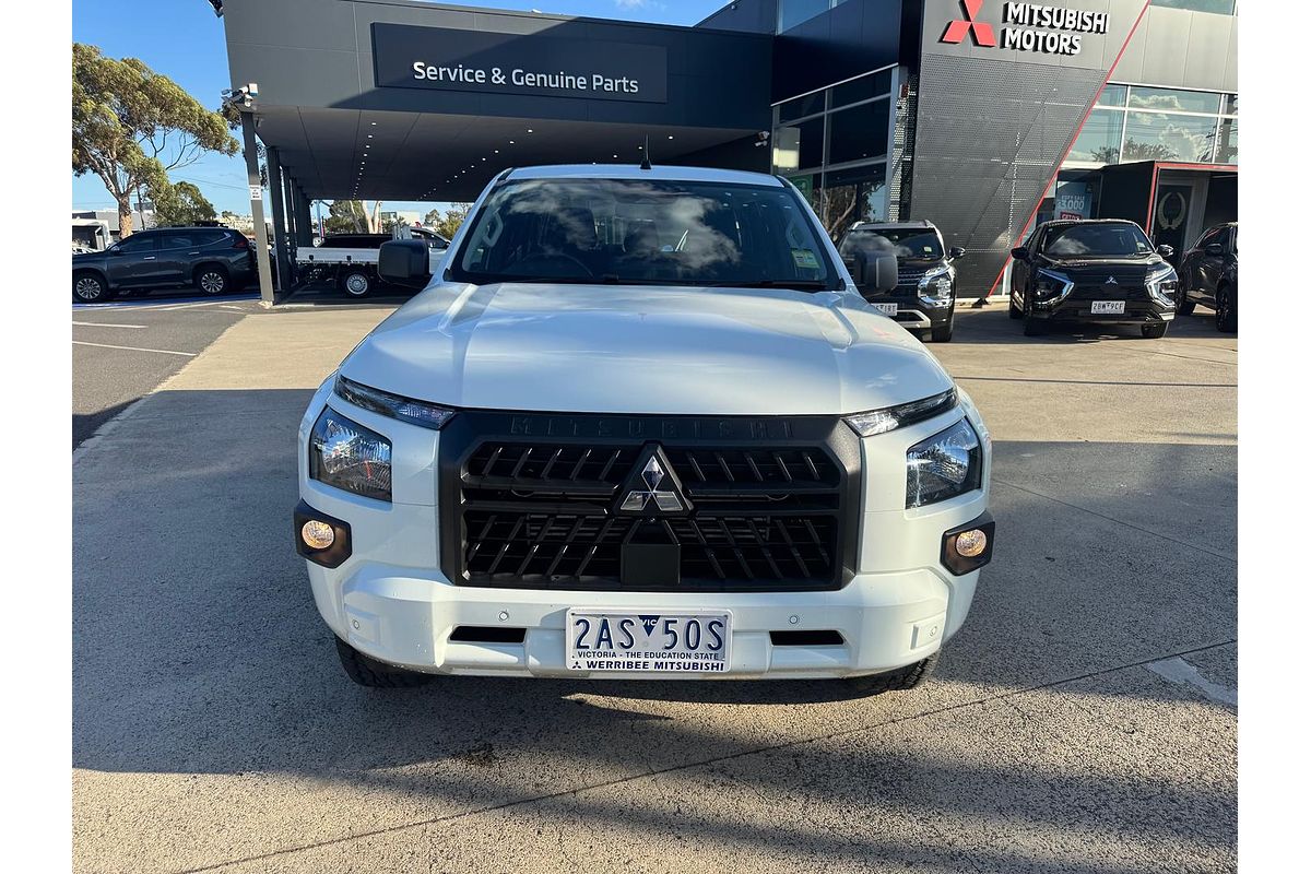 2024 Mitsubishi Triton GLX MV 4X4