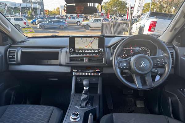 2024 Mitsubishi Triton GLX MV 4X4