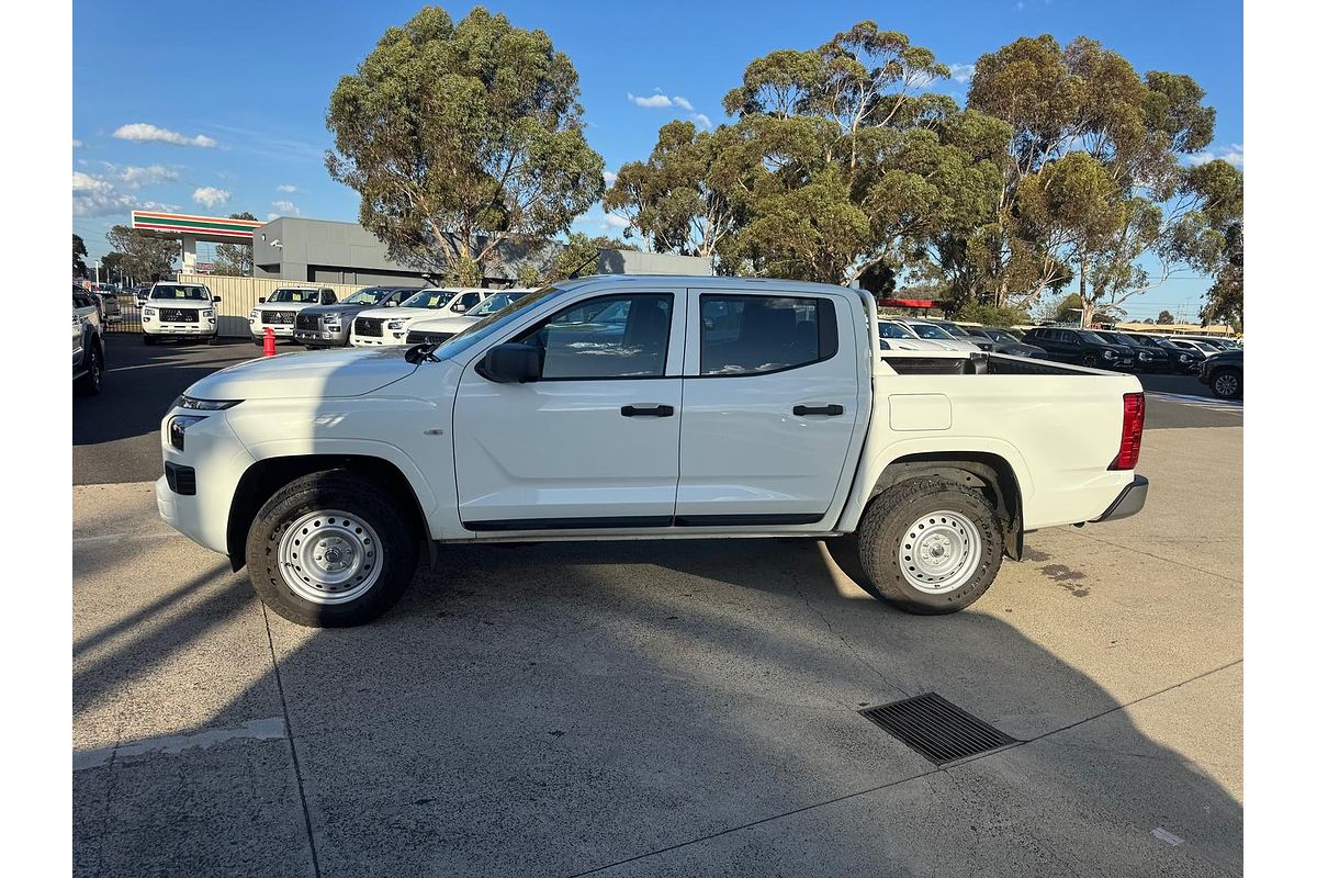 2024 Mitsubishi Triton GLX MV 4X4