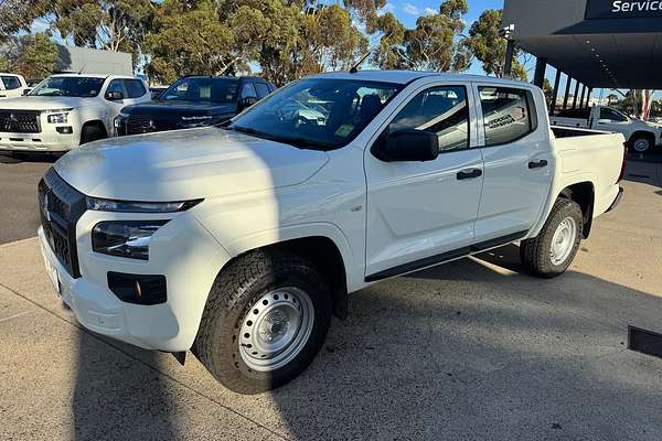 2024 Mitsubishi Triton GLX MV 4X4