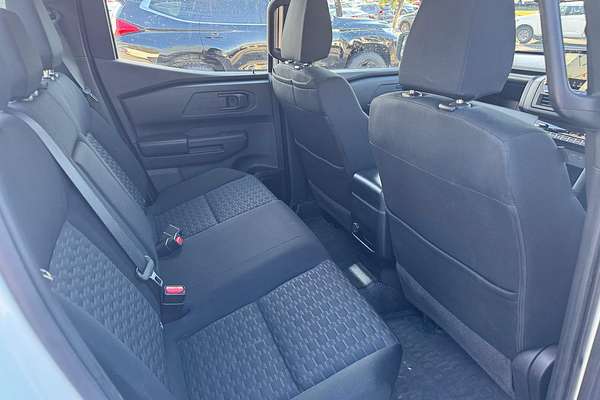 2024 Mitsubishi Triton GLX MV 4X4