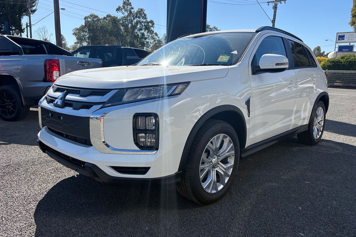 2024 Mitsubishi XD