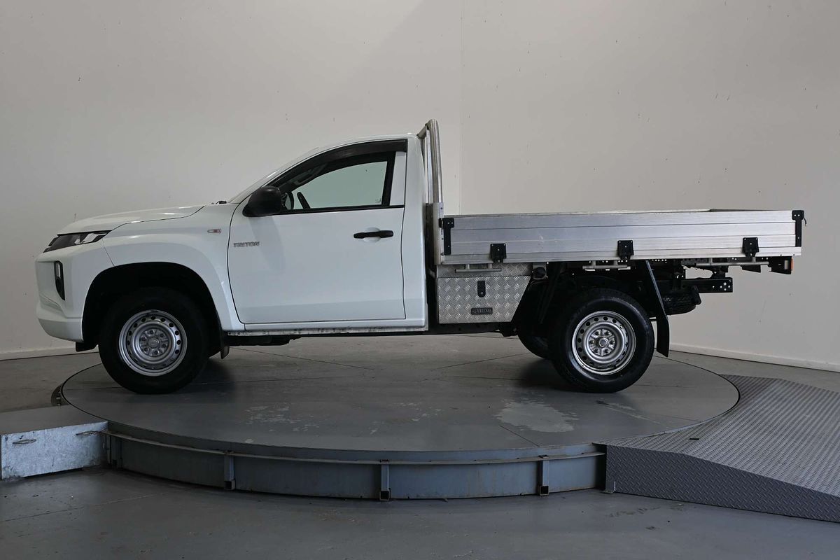 2019 Mitsubishi Triton GLX MR Rear Wheel Drive