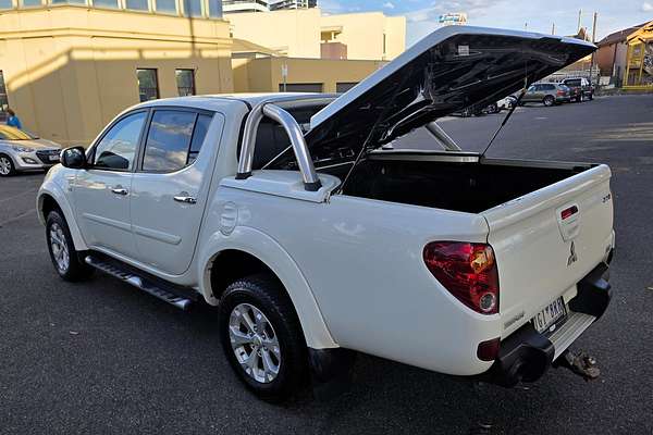 2015 Mitsubishi Triton GLX-R MN 4X4