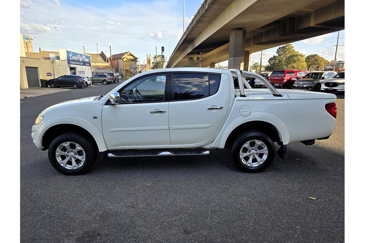 2015 Mitsubishi Triton GLX-R MN 4X4