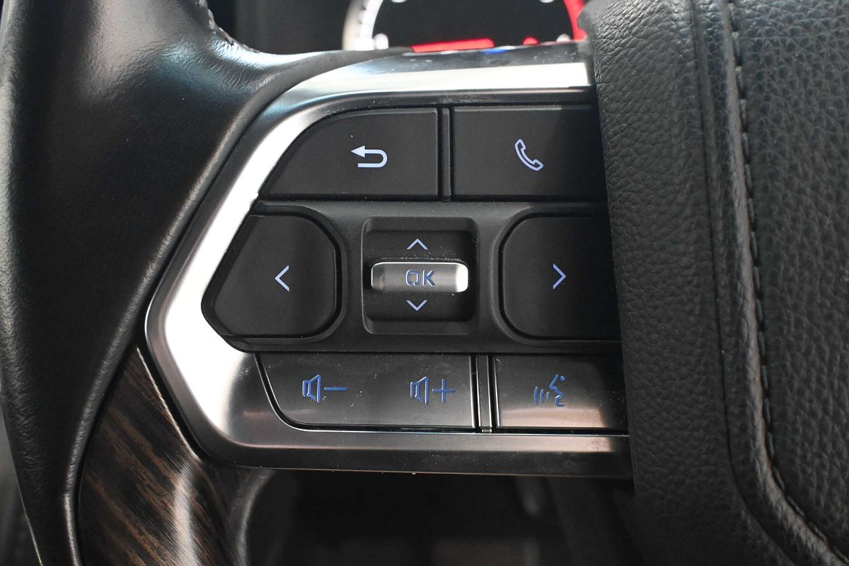 2022 Toyota Landcruiser Sahara FJA300R