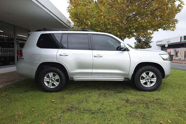 2016 Toyota Landcruiser GXL VDJ200R
