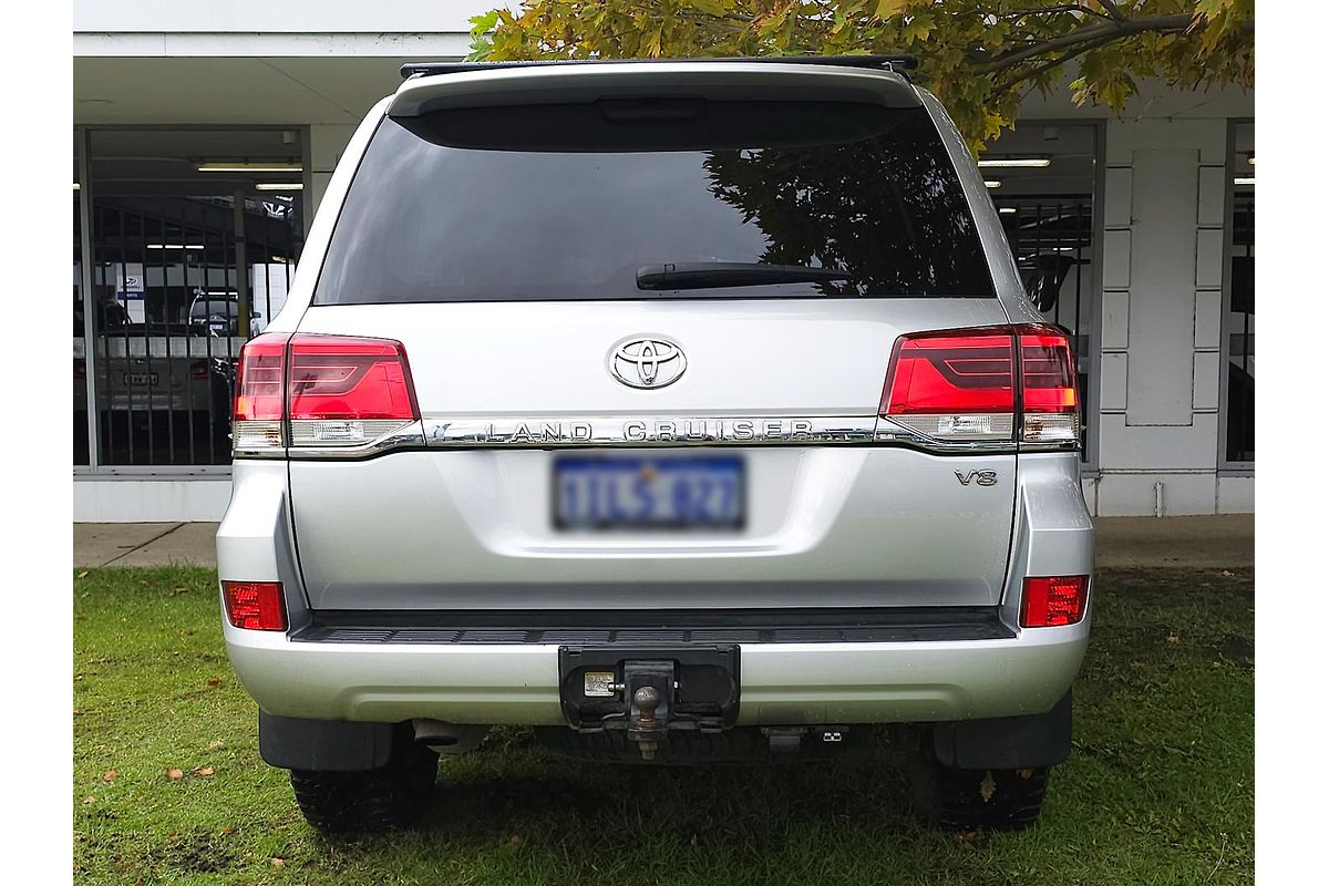 2016 Toyota Landcruiser GXL VDJ200R