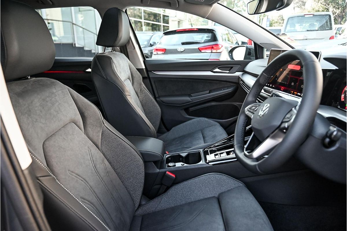 2025 Volkswagen Golf 110TSI Style 8.5