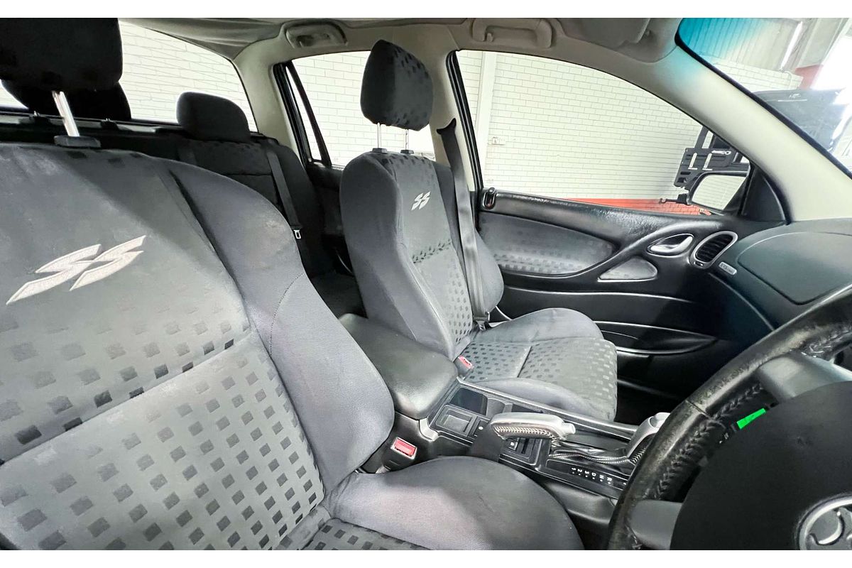 2004 Holden Crewman SS VY II Rear Wheel Drive