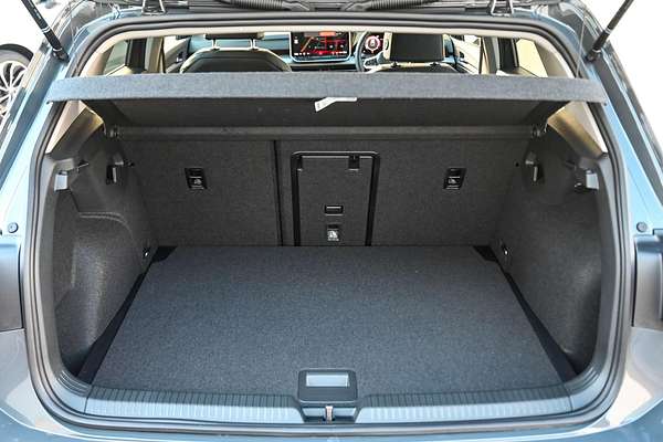 2025 Volkswagen Golf 110TSI Style 8.5