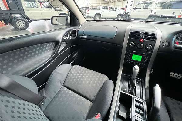 2004 Holden Crewman SS VY II Rear Wheel Drive