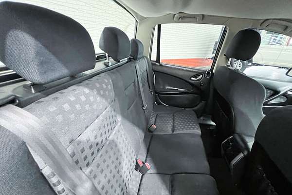 2004 Holden Crewman SS VY II Rear Wheel Drive