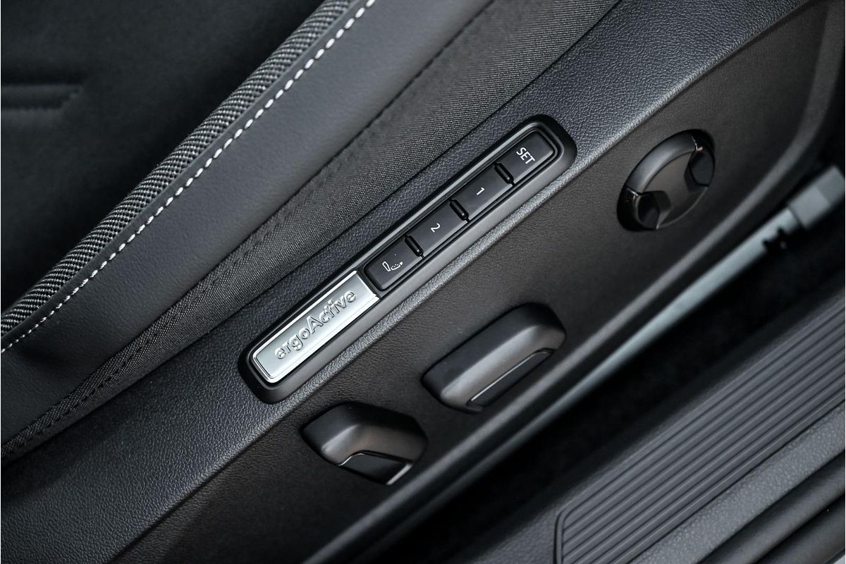 2025 Volkswagen Golf 110TSI Style 8.5