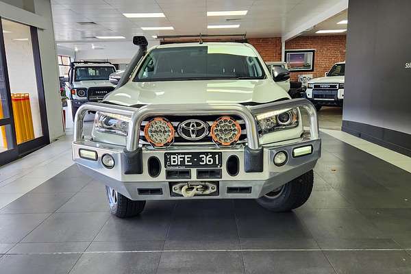 2015 Toyota Hilux SR5 GUN126R 4X4