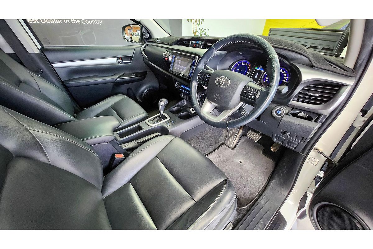 2015 Toyota Hilux SR5 GUN126R 4X4