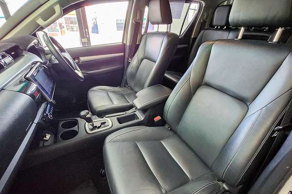 2015 Toyota Hilux SR5 GUN126R 4X4