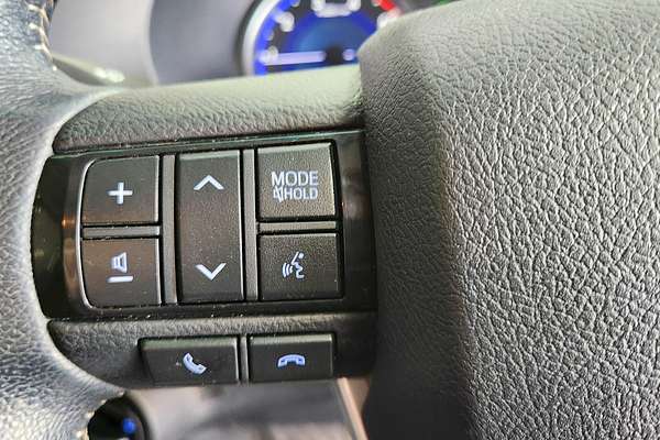 2015 Toyota Hilux SR5 GUN126R 4X4