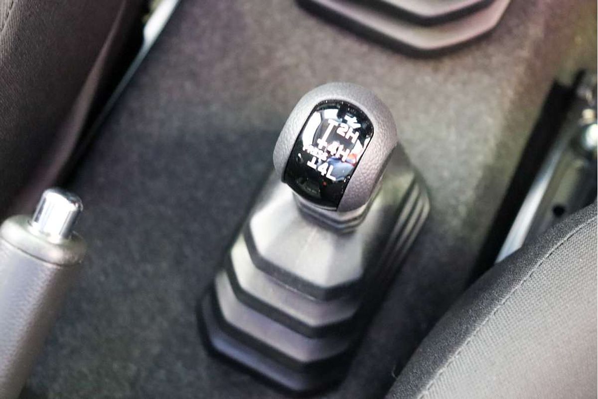 2024 Suzuki Jimny GLX GJ