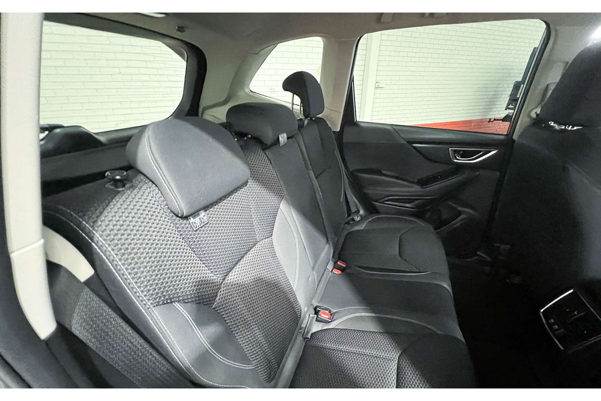 2020 Subaru Forester 2.5i S5