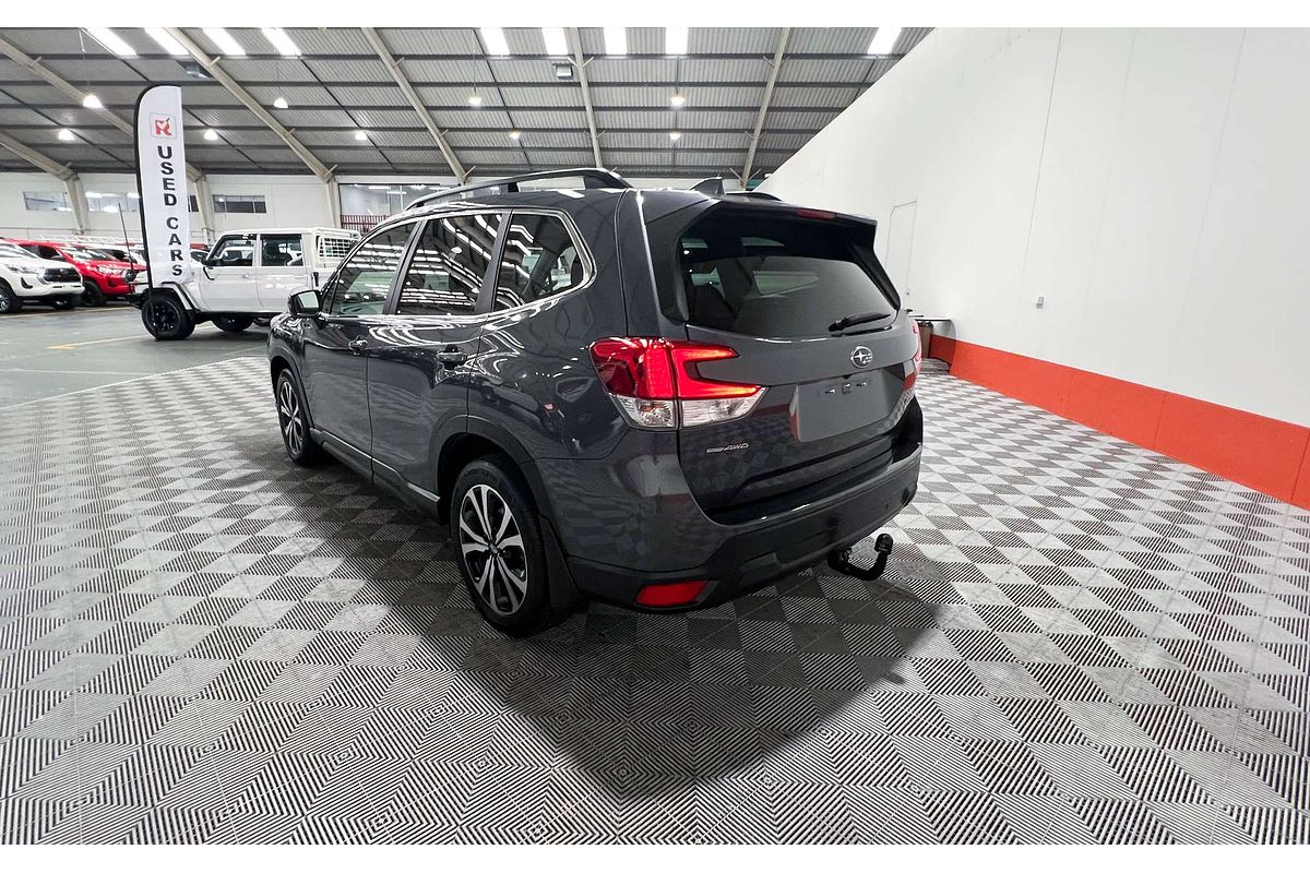 2020 Subaru Forester 2.5i S5