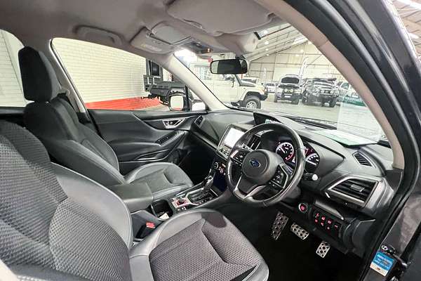 2020 Subaru Forester 2.5i S5