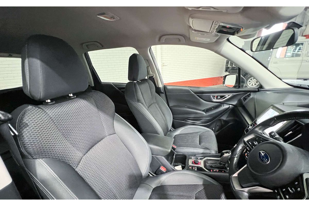 2020 Subaru Forester 2.5i S5
