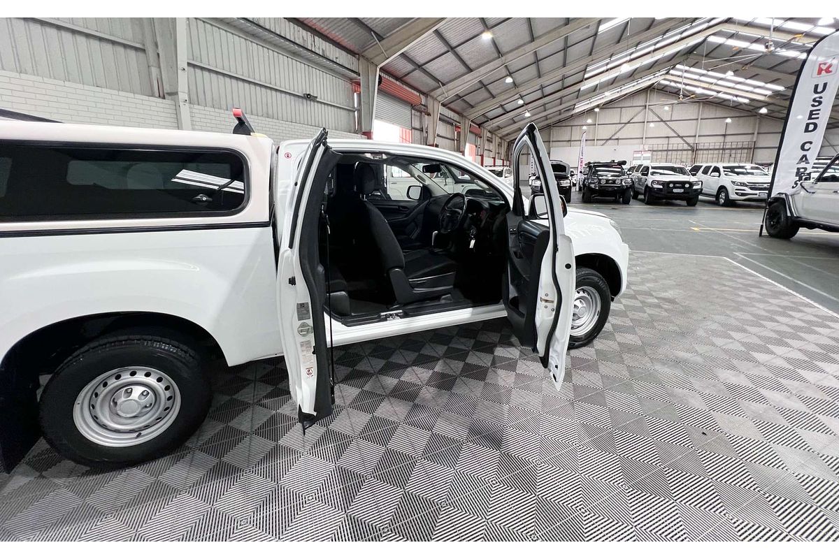 2017 Isuzu D-MAX SX High Ride Rear Wheel Drive