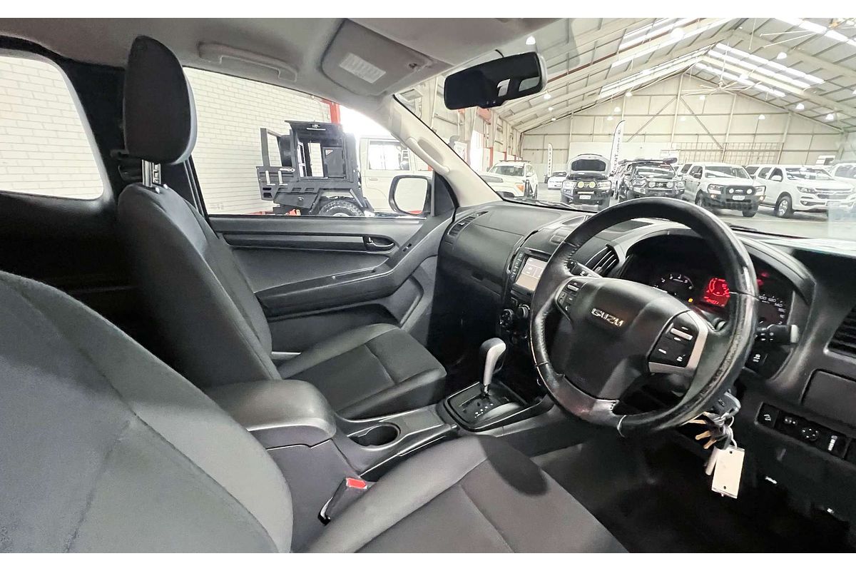 2017 Isuzu D-MAX SX High Ride Rear Wheel Drive