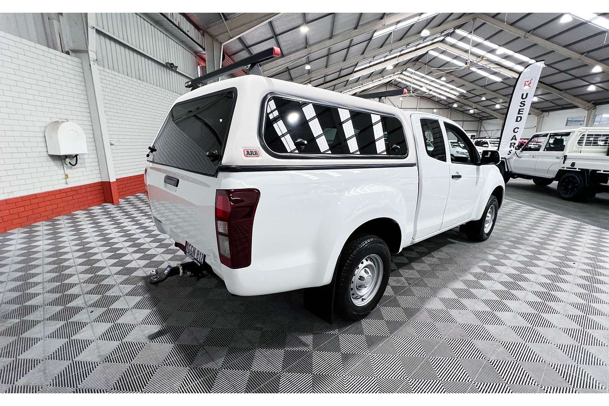 2017 Isuzu D-MAX SX High Ride Rear Wheel Drive