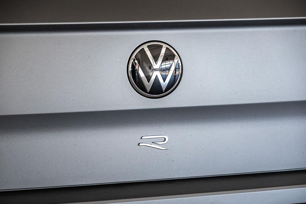 2025 Volkswagen T-Roc R Wolfsburg Edition D11