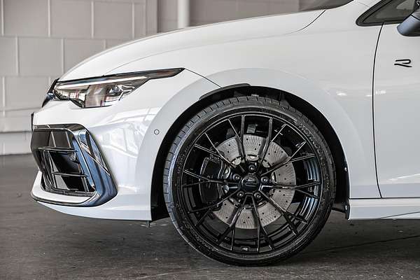 2025 Volkswagen Golf R Black Edition 8.5