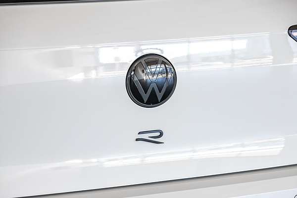 2025 Volkswagen Golf R Black Edition 8.5