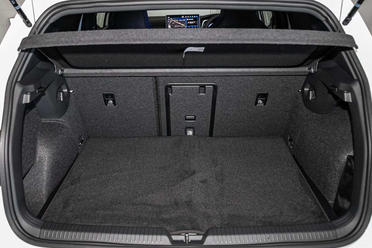 2025 Volkswagen Golf R Black Edition 8.5