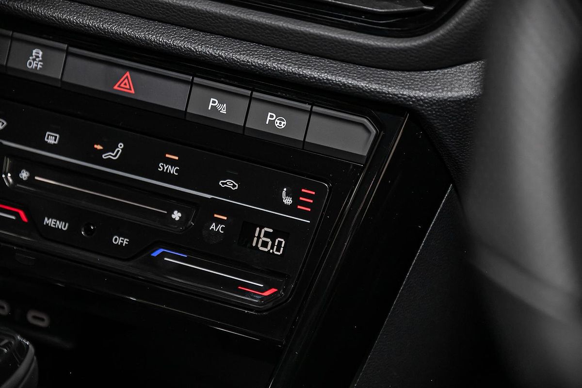 2025 Volkswagen T-Roc R Wolfsburg Edition D11