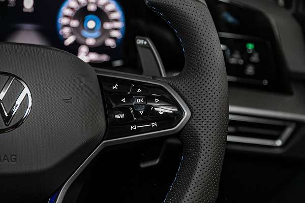 2025 Volkswagen Golf R Black Edition 8.5