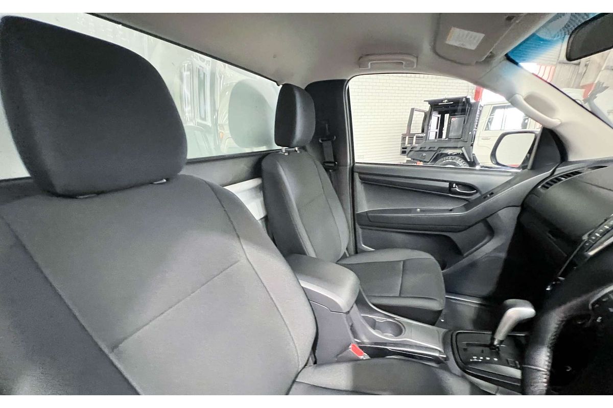 2019 Isuzu D-MAX SX High Ride Rear Wheel Drive