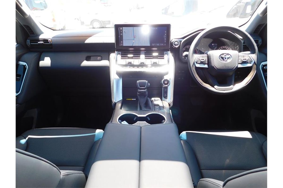 2024 Toyota Landcruiser VX FJA300R