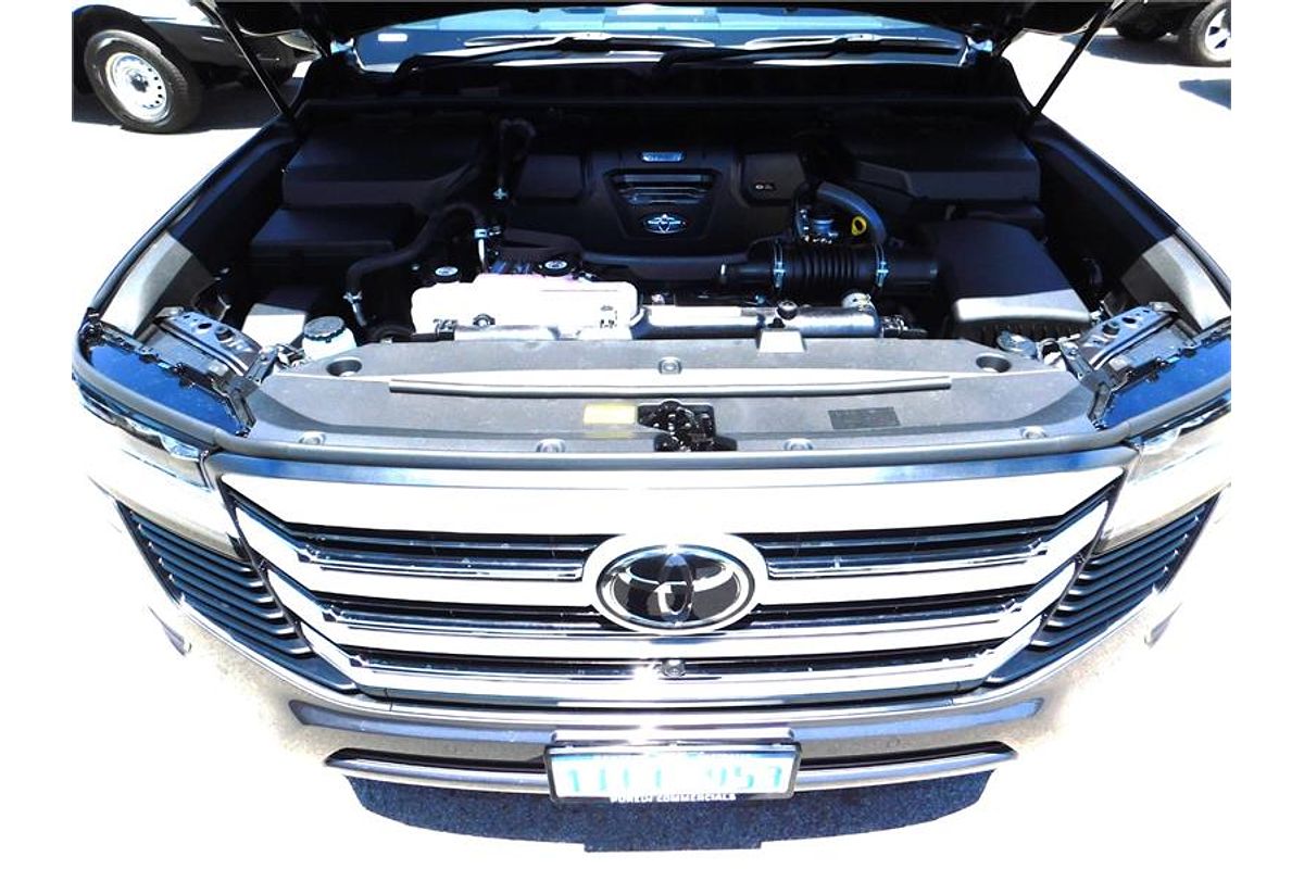 2024 Toyota Landcruiser VX FJA300R
