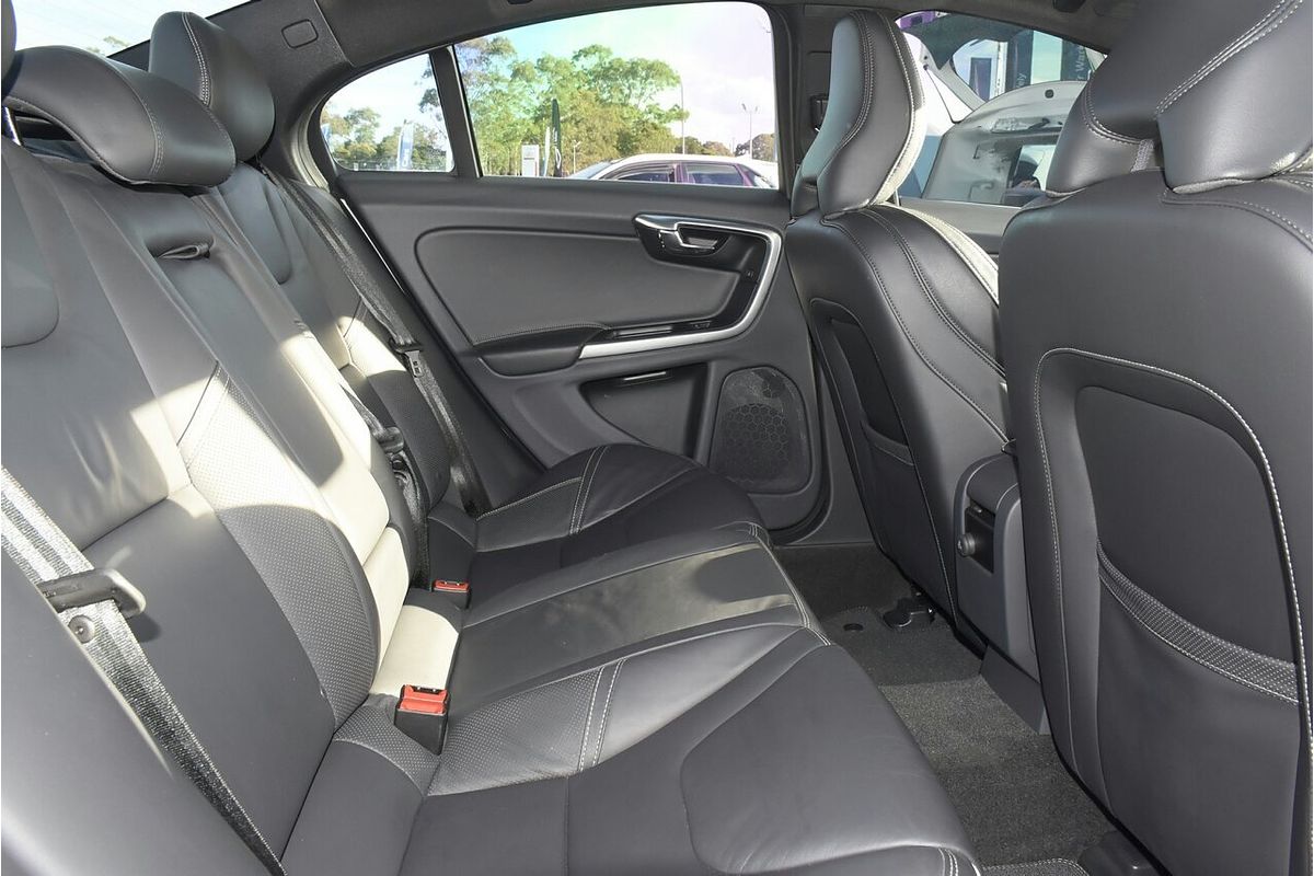 2016 Volvo S60 T5 R-Design