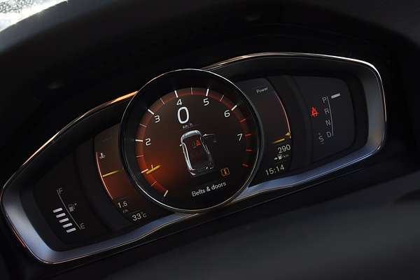 2016 Volvo S60 T5 R-Design